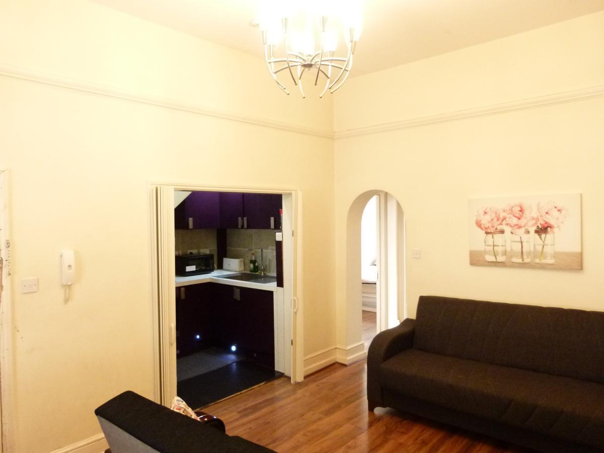 Beautiful Family Barons Court Appartement Londres